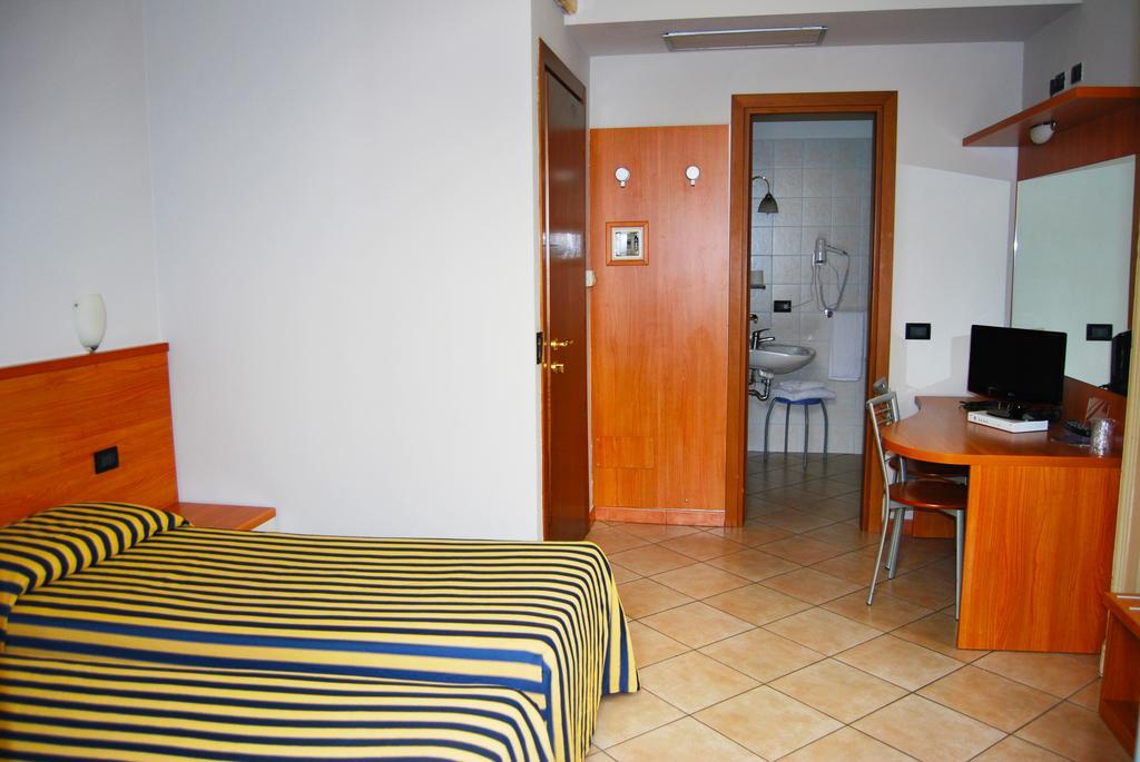 Albergo Salerno Mailand Exterior foto